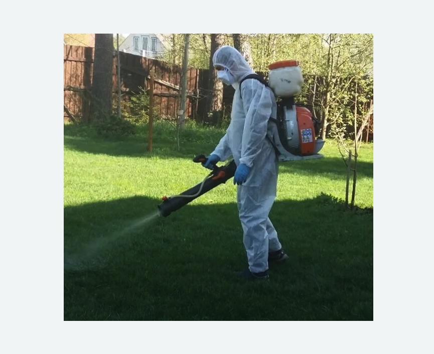 Обработка территории от клещей в Жостово